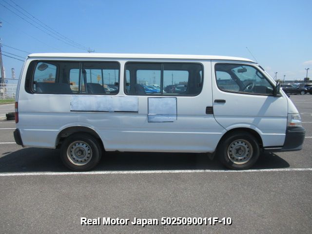 2001 TOYOTA HIACE thumbnail 3