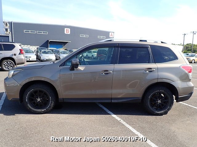 2016 SUBARU FORESTER thumbnail 3