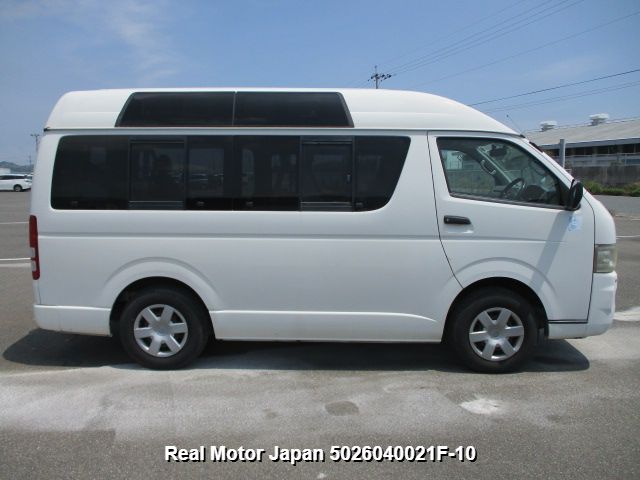 2010 TOYOTA HIACE VAN thumbnail 4