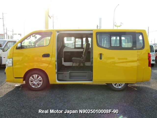 2019 NISSAN NV350 CARAVAN thumbnail 4