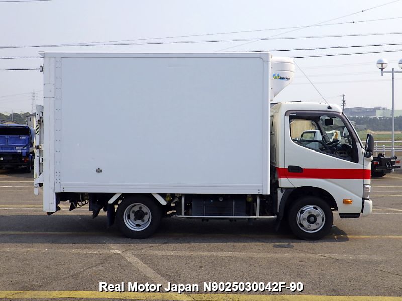 2018 HINO DUTRO thumbnail 3