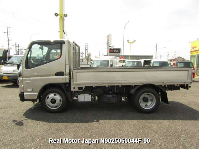 2024 MITSUBISHI CANTER thumbnail 4