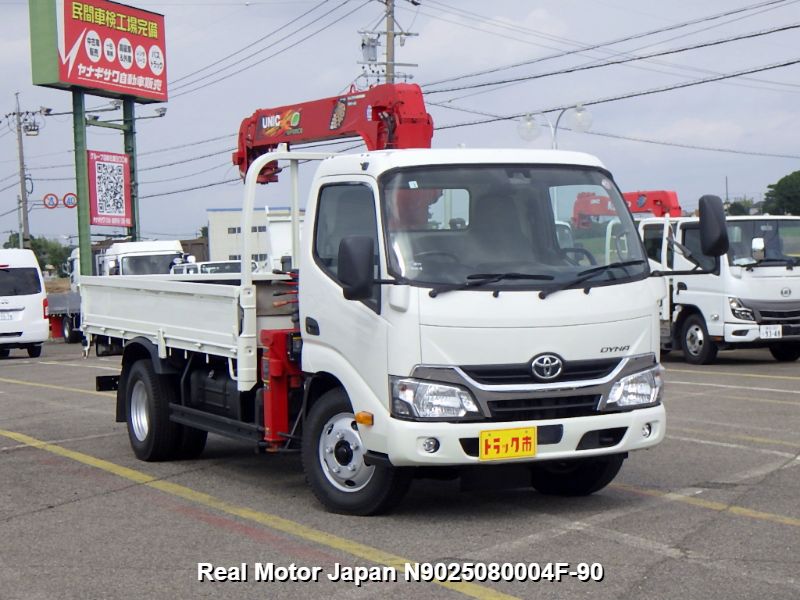 2018 TOYOTA DYNA thumbnail 2