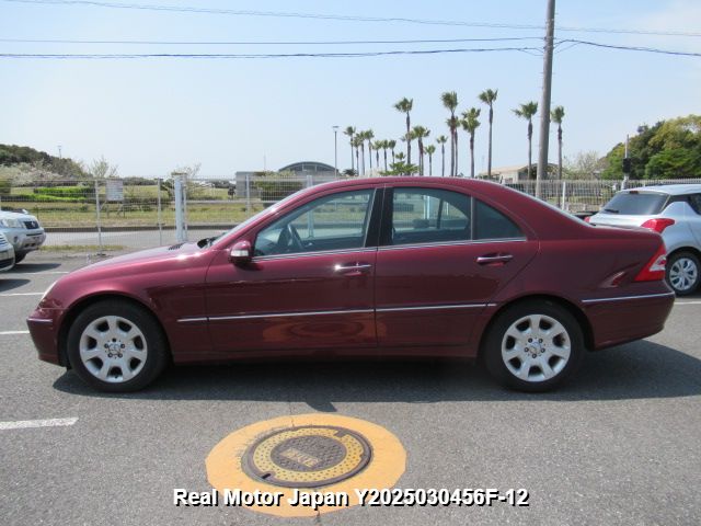 2005 MERCEDES-BENZ C-CLASS thumbnail 3