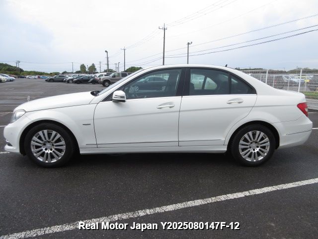2011 MERCEDES-BENZ C-CLASS thumbnail 3
