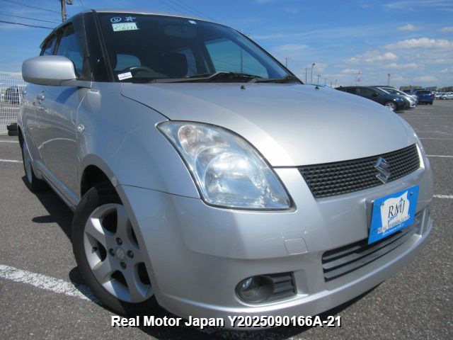 2004 SUZUKI SWIFT thumbnail 2