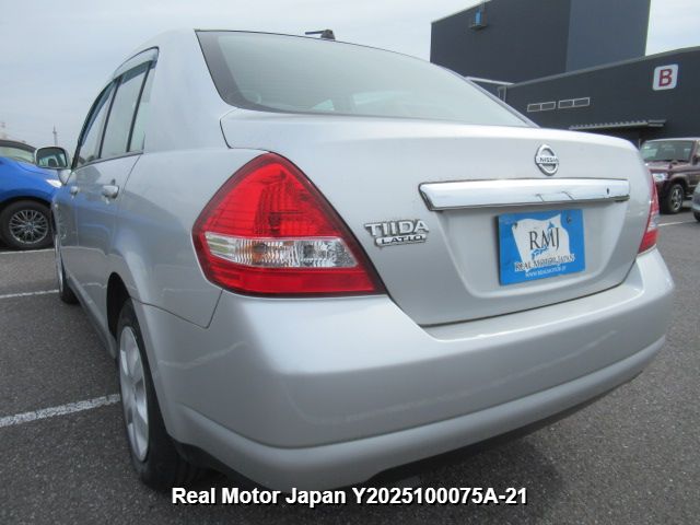 2011 NISSAN TIIDA LATIO thumbnail 3