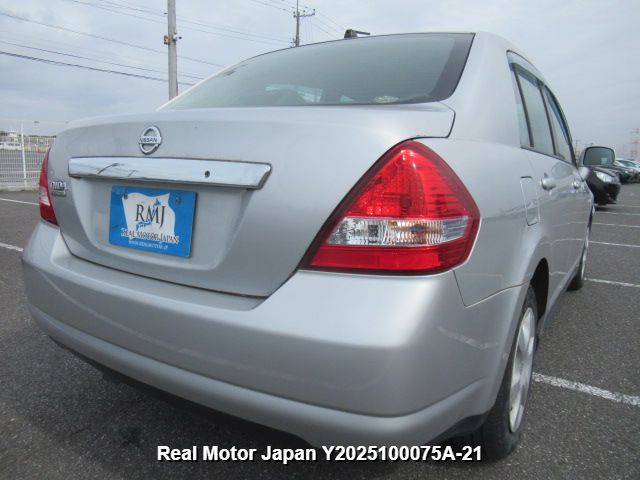 2011 NISSAN TIIDA LATIO thumbnail 4