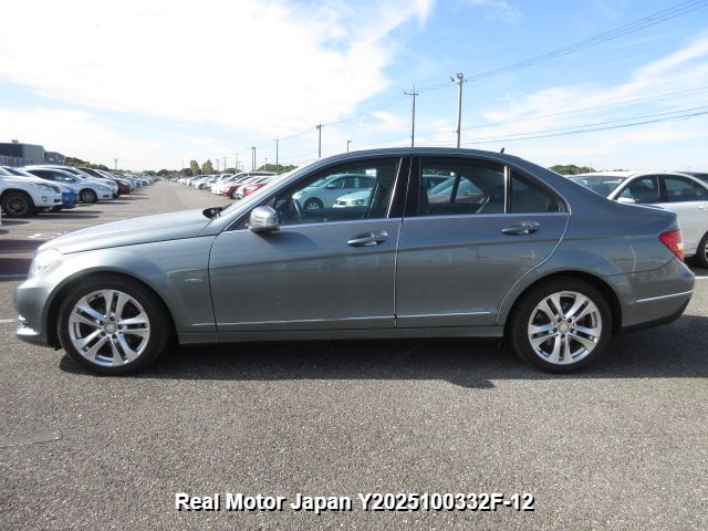 2011 MERCEDES-BENZ C-CLASS thumbnail 3