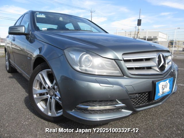 2011 MERCEDES-BENZ C-CLASS thumbnail 2