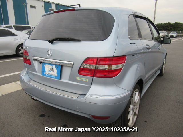 2010 MERCEDES-BENZ B-CLASS thumbnail 4