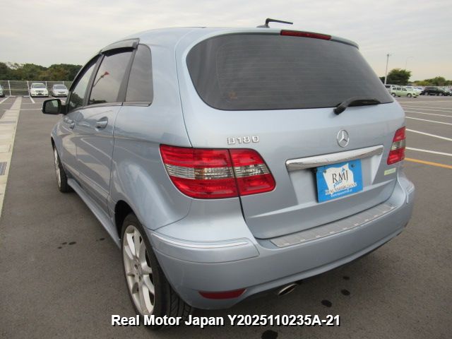 2010 MERCEDES-BENZ B-CLASS thumbnail 3