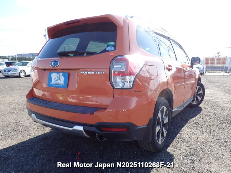 2016 SUBARU FORESTER thumbnail 4