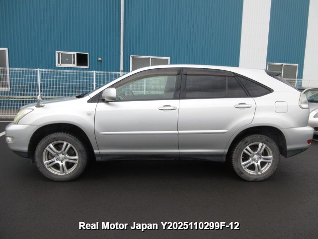 2005 TOYOTA HARRIER thumbnail 3