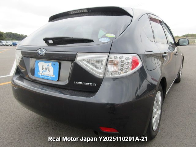 2010 SUBARU IMPREZA HATCHBACK thumbnail 4