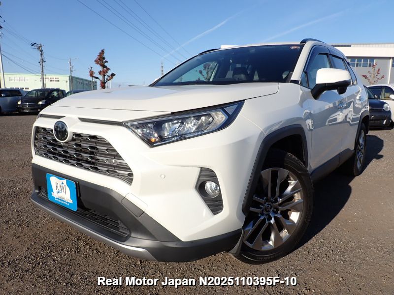 2019 undefined undefined   Pearl