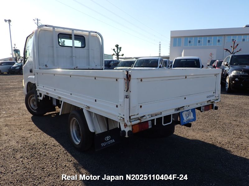 2004 TOYOTA TOYOACE thumbnail 3