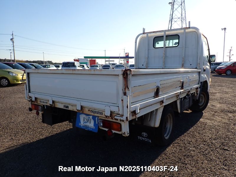 2005 TOYOTA DYNA thumbnail 4