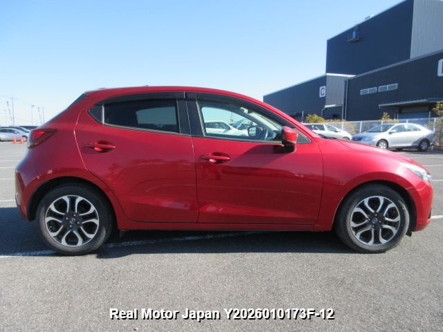 2015 MAZDA DEMIO thumbnail 4