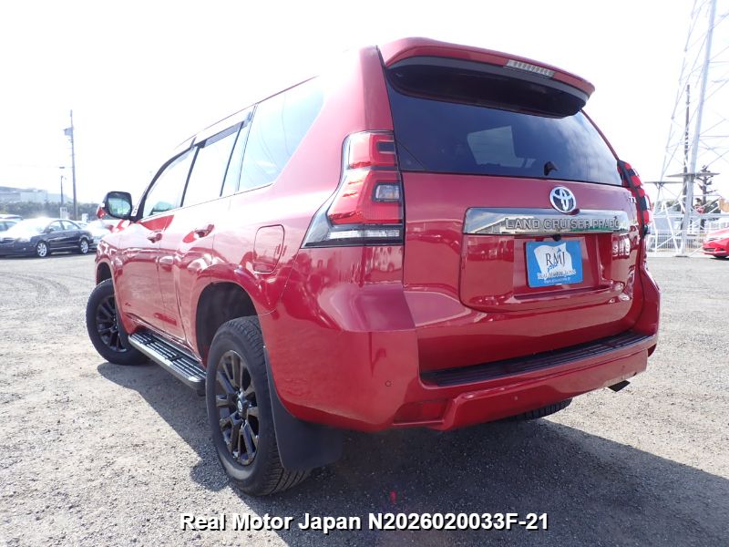2021 TOYOTA LAND CRUISER PRADO thumbnail 3