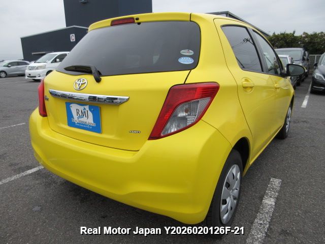 2012 TOYOTA VITZ thumbnail 4