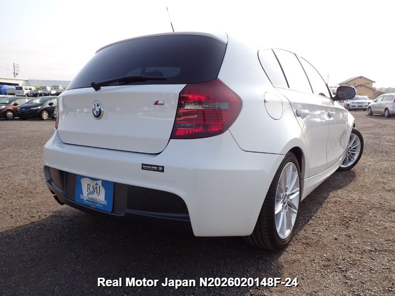 2011 BMW 1 SERIES thumbnail 4