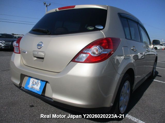 2011 NISSAN TIIDA thumbnail 4