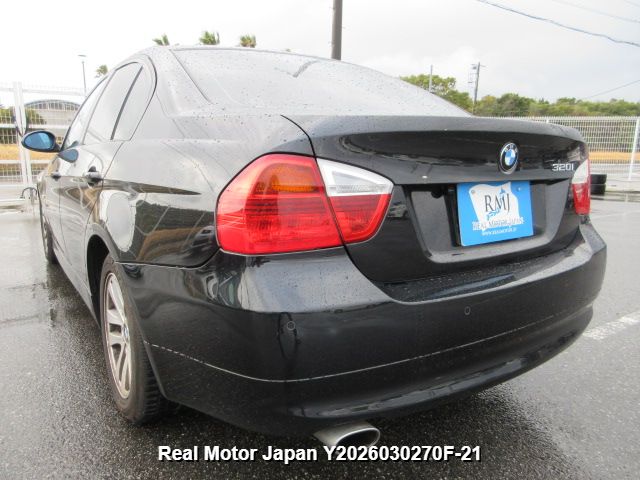 2009 BMW 3 SERIES thumbnail 3