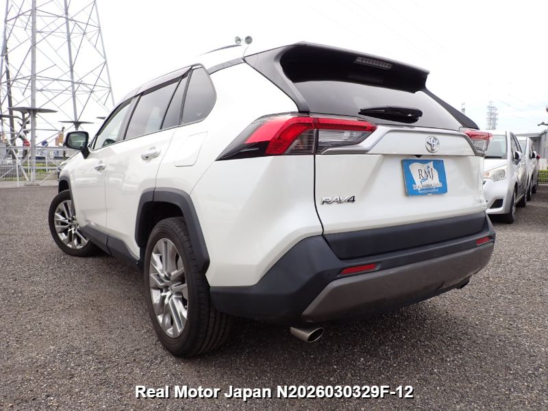 2021 TOYOTA RAV4 thumbnail 3