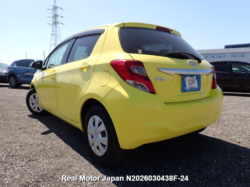 2015 TOYOTA VITZ thumbnail 3