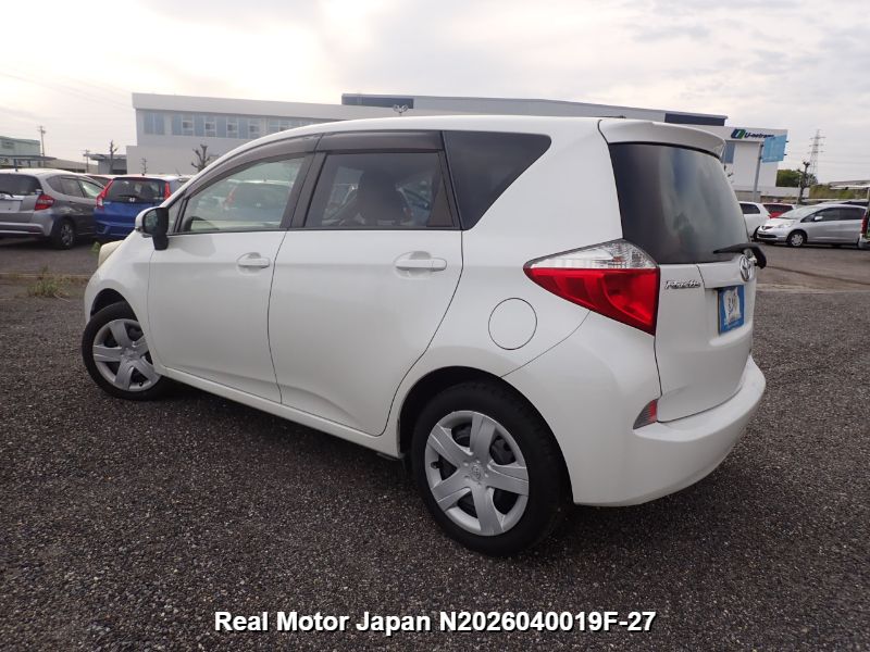 2011 TOYOTA RACTIS thumbnail 3