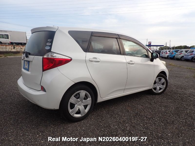 2011 TOYOTA RACTIS thumbnail 4