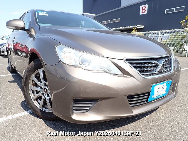 2010 TOYOTA MARK X thumbnail 2