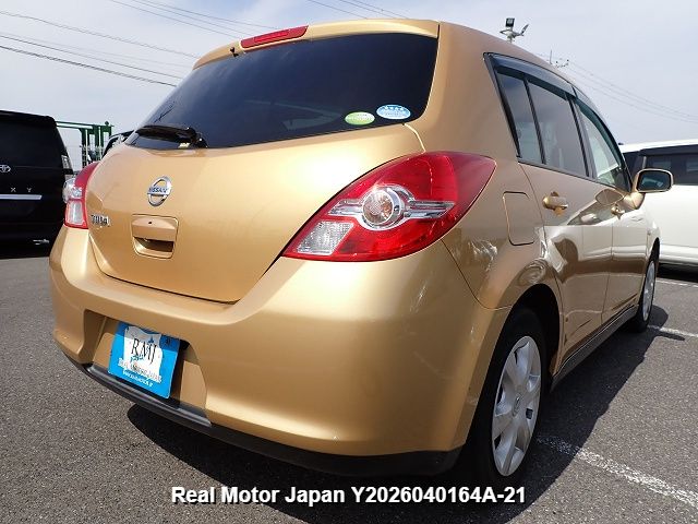 2011 NISSAN TIIDA thumbnail 4