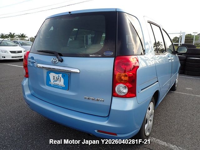 2003 TOYOTA RAUM thumbnail 4