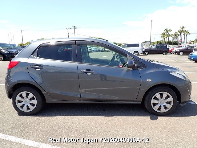 2011 MAZDA DEMIO thumbnail 4