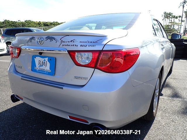2009 TOYOTA MARK X thumbnail 4