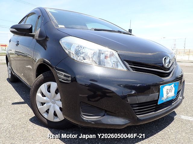 2013 TOYOTA VITZ thumbnail 2