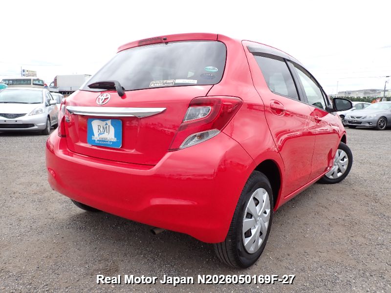 2015 TOYOTA VITZ thumbnail 4