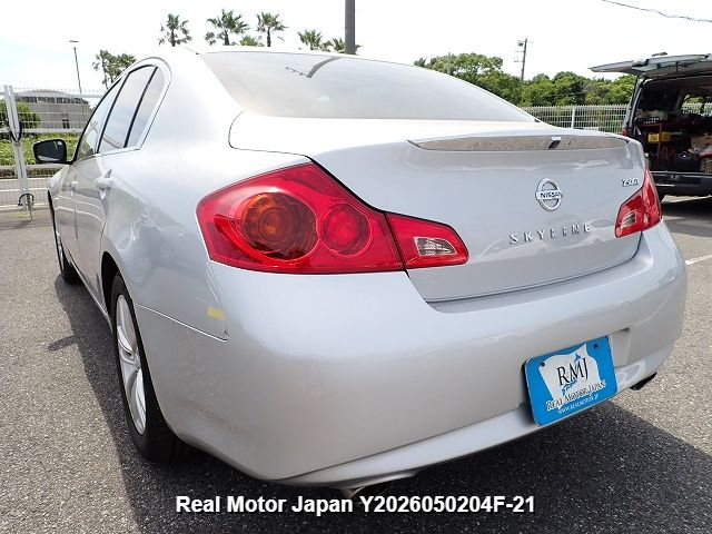 2013 NISSAN SKYLINE thumbnail 3