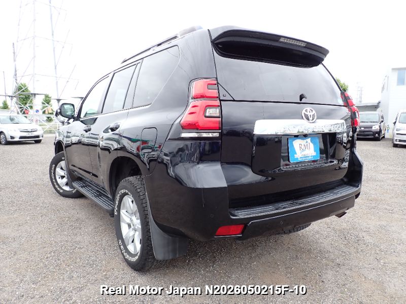 2019 TOYOTA LAND CRUISER PRADO thumbnail 3
