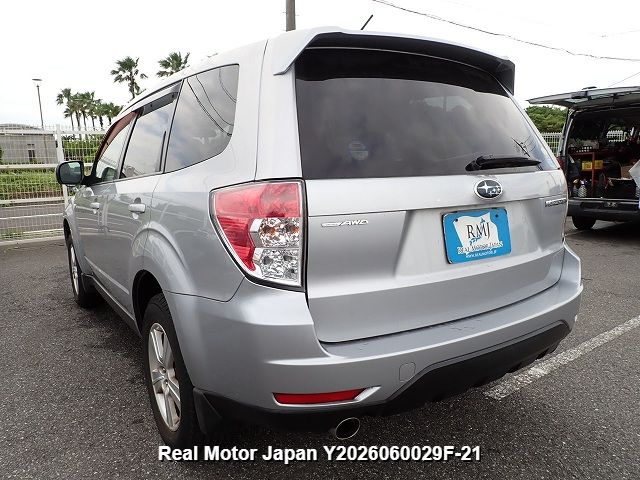 2012 SUBARU FORESTER thumbnail 3