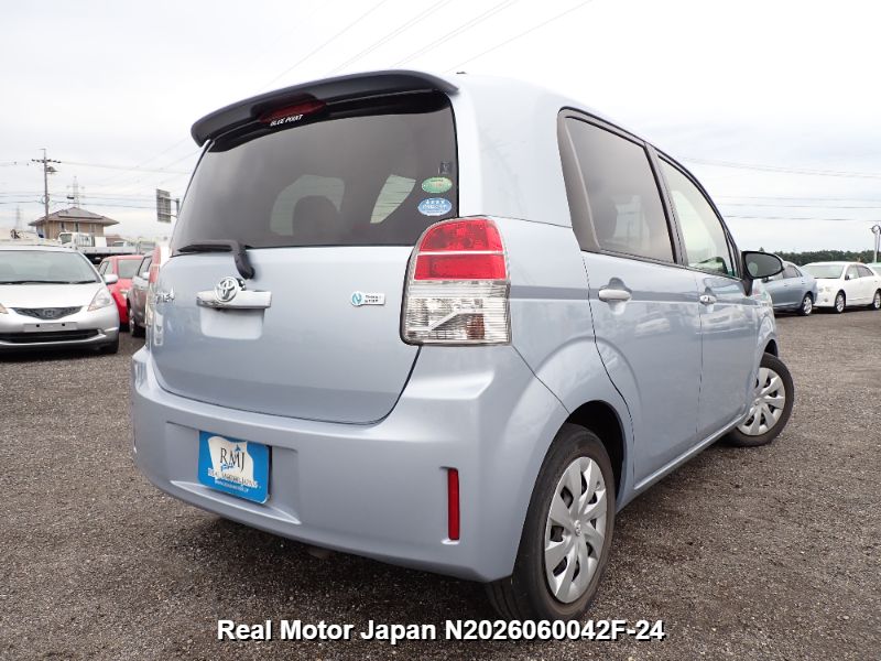 2013 TOYOTA SPADE thumbnail 4