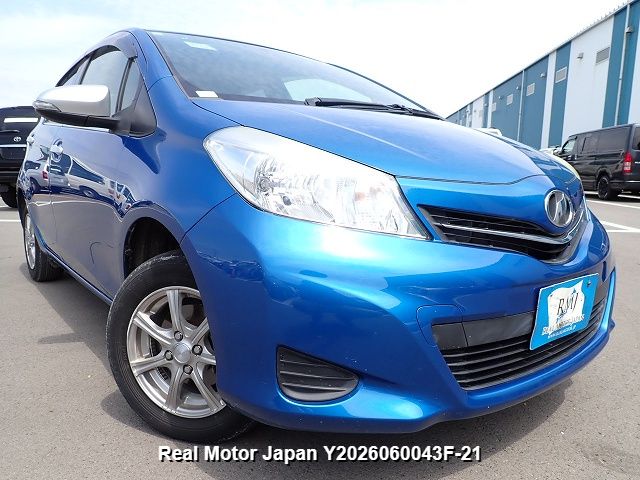 2011 TOYOTA VITZ thumbnail 2