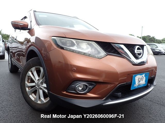 2016 NISSAN X-TRAIL thumbnail 2