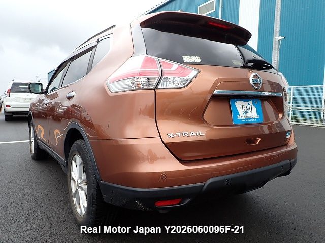 2016 NISSAN X-TRAIL thumbnail 3