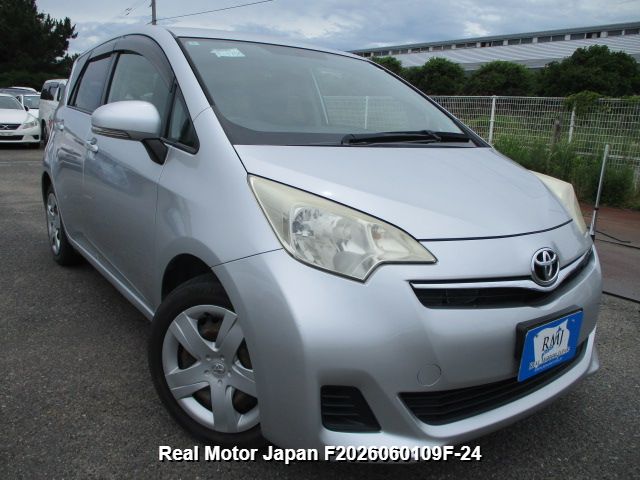 2012 TOYOTA RACTIS thumbnail 2