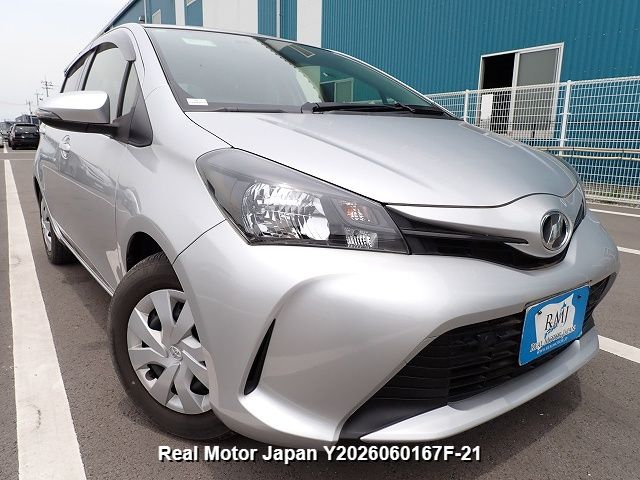 2015 TOYOTA VITZ thumbnail 2