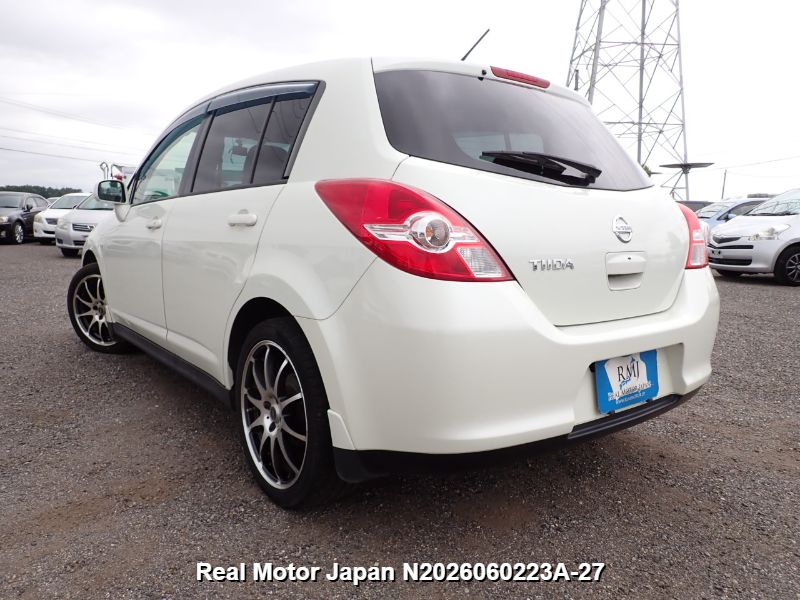 2011 NISSAN TIIDA thumbnail 3