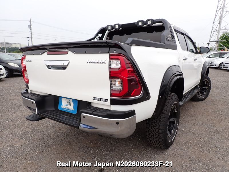 2021 TOYOTA HILUX thumbnail 4